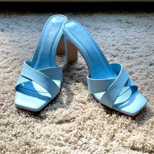 NWOT Square toe faux snake skin heels